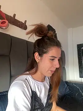 AllieYourGirl online show from 24, 11, 2025