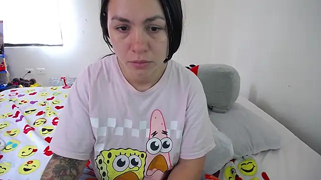 Zoe Rowan online show from 15, 11, 2025