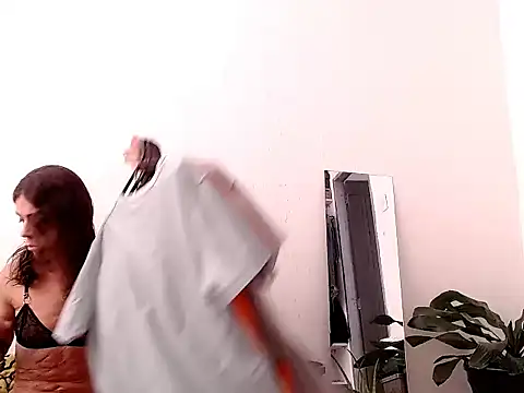 saara johnson496 online show from 28, 10, 2025