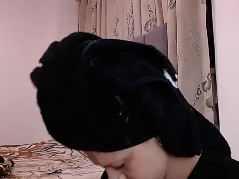 saara johnson496 online show from 19, 4, 2026