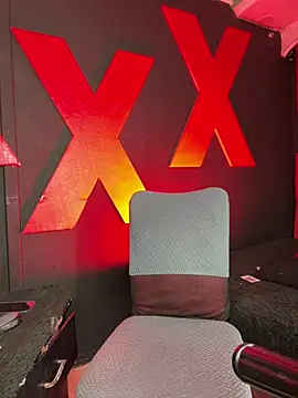 abrilbigcock online show from 12, 4, 2026