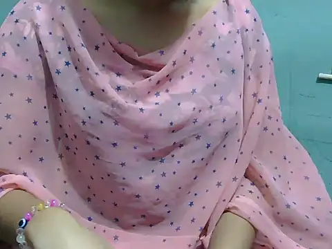 lovely soniya online show from 4, 11, 2025