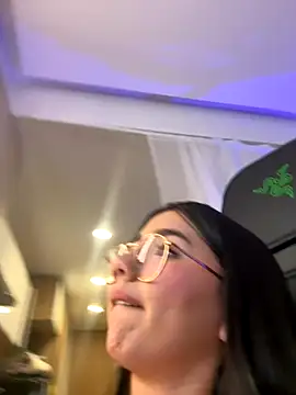 Michelle Zoe online show from 13, 11, 2025