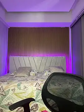 Michelle Zoe online show from 23, 3, 2026