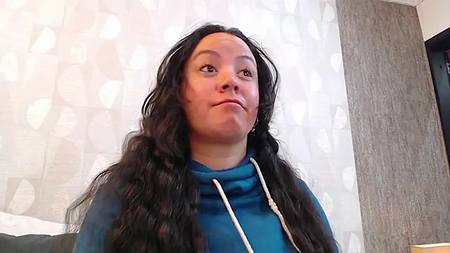 Snapshot of elamurray chatting on 3, 10, 2025 elamurray online show from 3, 10, 2025