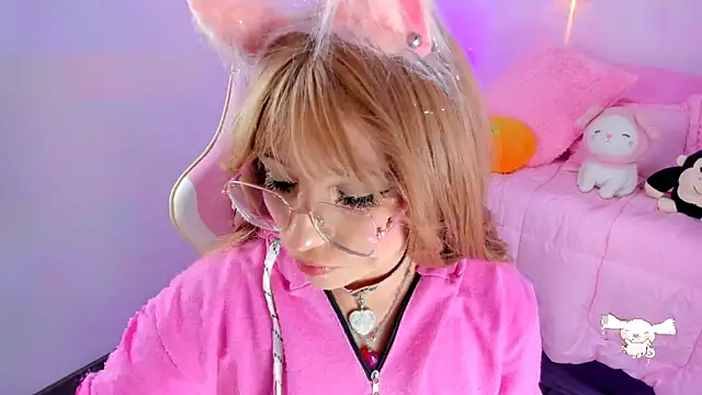 hannacutegod online show from 8, 10, 2025