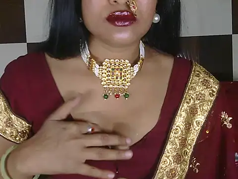 hotee bhabi online show from 18, 4, 2026