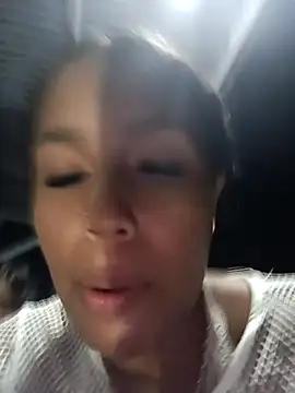 Snapshot of Fernanda30 chatting on 23, 9, 2025 Fernanda30 online show from 23, 9, 2025