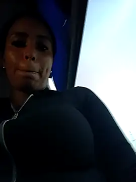 Fernanda30 online show from 25, 10, 2025