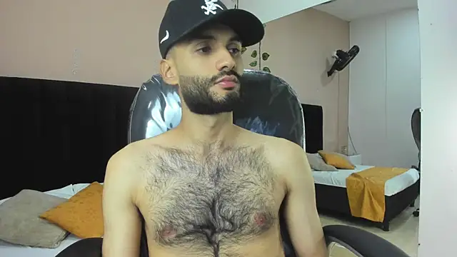 Snapshot of Ryan_Jackson_ chatting on 28, 11, 2025 Ryan Jackson online show from 28, 11, 2025