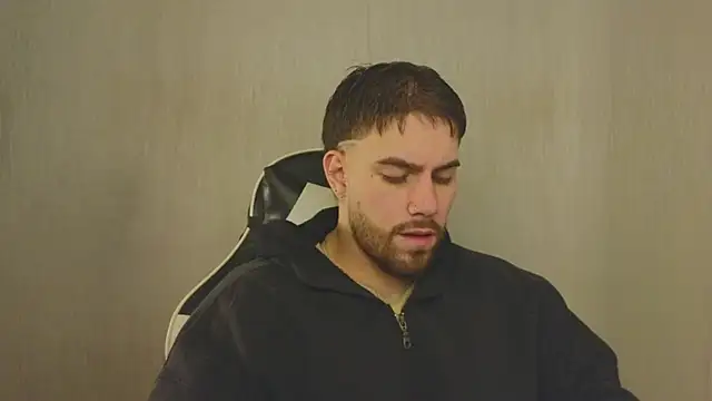 Ades Lowe online show from 26, 10, 2025