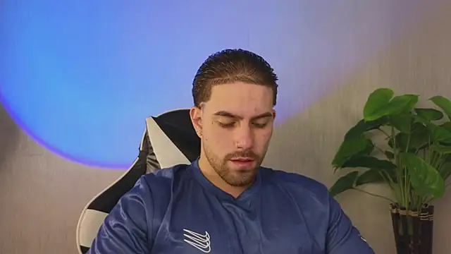 Ades Lowe online show from 27, 11, 2025