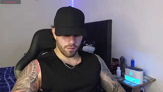 Ades Lowe online show from 28, 2, 2026