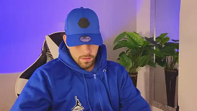 Ades Lowe online show from 30, 11, 2025