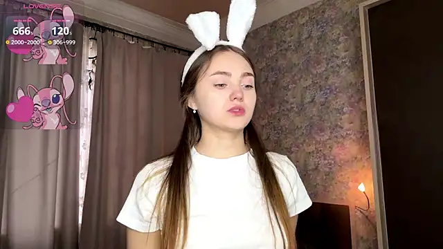 LoraDavi online show from 18, 4, 2026