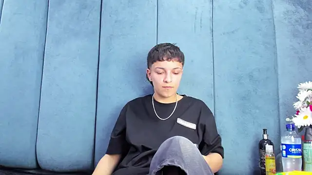 Megan Thompson  online show from 22, 2, 2026