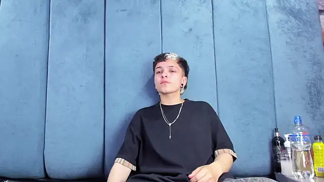 Megan Thompson  online show from 16, 4, 2026