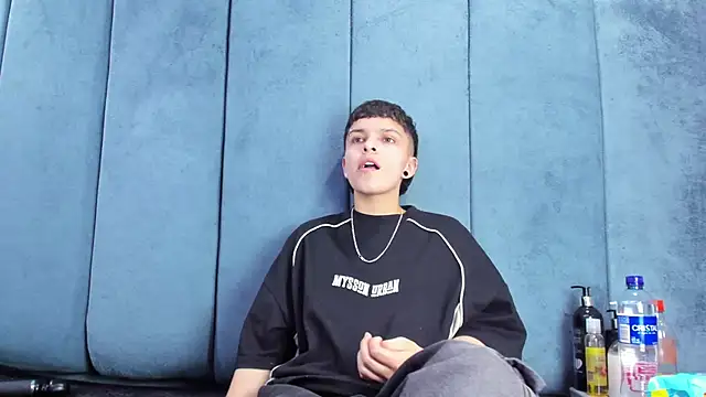 Megan Thompson  online show from 19, 3, 2026