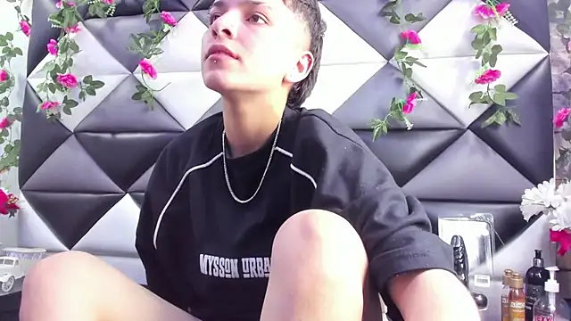 Megan Thompson  online show from 5, 10, 2025