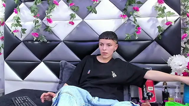 Megan Thompson  online show from 11, 9, 2025