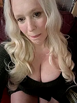 Bouncy-Bella28X online show from 20, 4, 2026