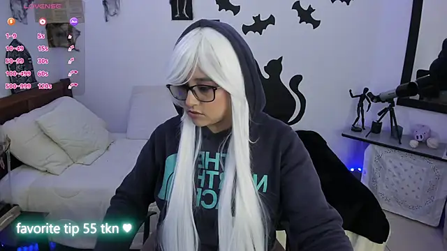 Cherry blush  online show from 30, 10, 2025