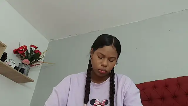 keyla mejia online show from 4, 5, 2026