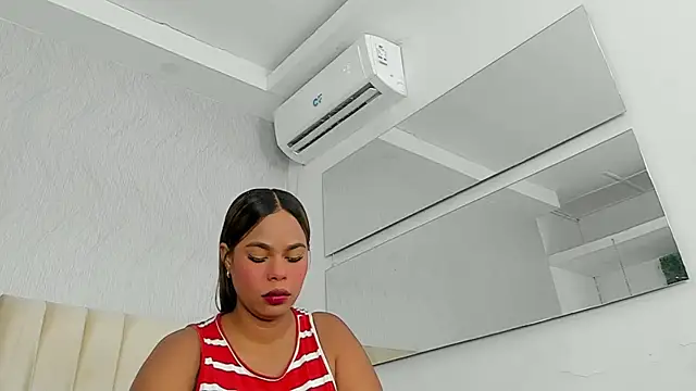 Snapshot of keyla_mejia chatting on 12, 7, 2026 keyla mejia online show from 12, 7, 2026