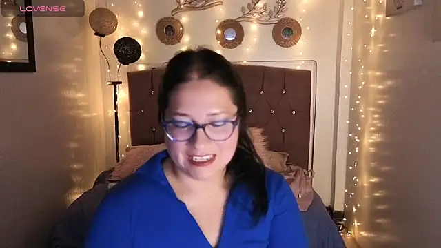 scarlett widow  online show from 11, 7, 2026