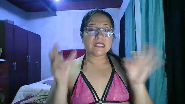 scarlett widow  online show from 15, 11, 2025