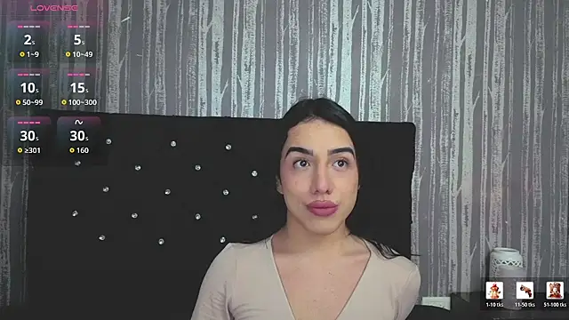 Snapshot of Alicee_Moonn chatting on 21, 7, 2026 Alicee Moonn online show from 21, 7, 2026