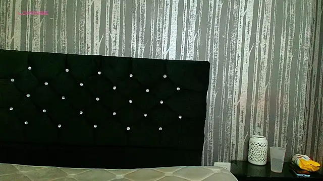 Alicee Moonn online show from 22, 4, 2026