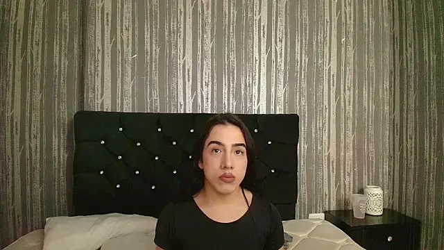 Snapshot of Alicee_Moonn chatting on 24, 6, 2026 Alicee Moonn online show from 24, 6, 2026