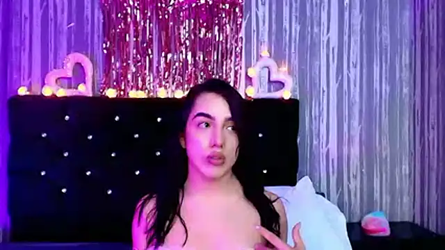 Alicee Moonn online show from 11, 2, 2026