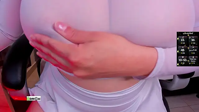 Snapshot of susanasmith18 chatting on 2, 11, 2025 susanasmith18 online show from 2, 11, 2025