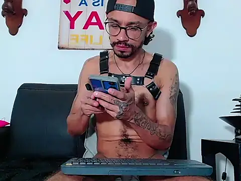 Snapshot of tanshavey chatting on 13, 4, 2026 tanshavey online show from 13, 4, 2026