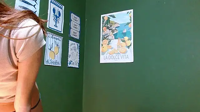 Roxiehood online show from 20, 10, 2025