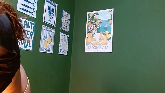 Roxiehood online show from 23, 10, 2025