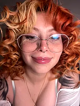 YunoRose  online show from 20, 10, 2025