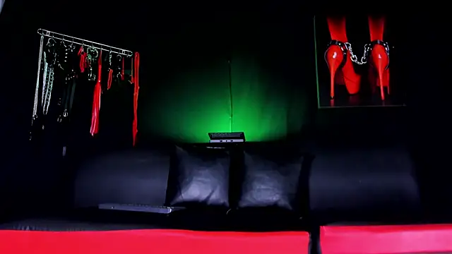 AmaniStone online show from 14, 11, 2025