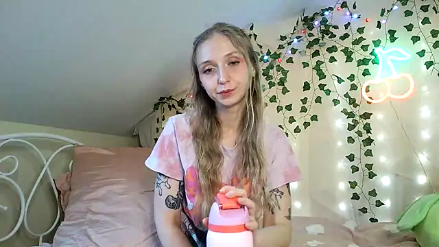 Snapshot of rose_puzzy69 chatting on 29, 5, 2026 rose puzzy69 online show from 29, 5, 2026