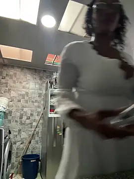 Bustykeyla online show from 7, 3, 2026