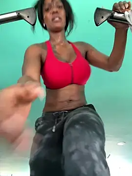 Bustykeyla online show from 13, 2, 2026