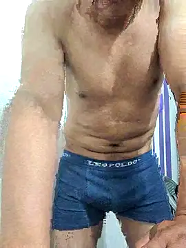Snapshot of Renzo00 chatting on 2, 10, 2025 Renzo00 online show from 2, 10, 2025