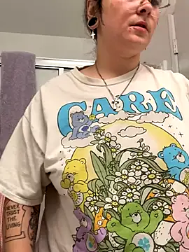 Alix Valentine online show from 11, 10, 2025