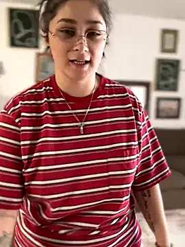 Alix Valentine online show from 28, 10, 2025