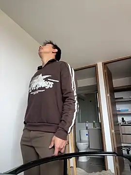 Snapshot of DeusbelliS chatting on 11, 10, 2025 DeusbelliS online show from 11, 10, 2025