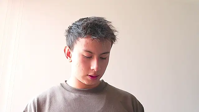 Snapshot of DeusbelliS chatting on 10, 10, 2025 DeusbelliS online show from 10, 10, 2025