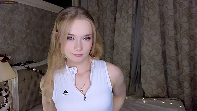 Snapshot of Emma_Frosty chatting on 20, 9, 2025 Emma Frosty online show from 20, 9, 2025