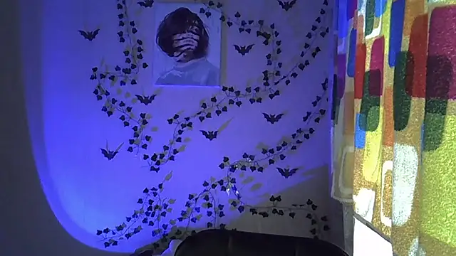 Lily Ember online show from 24, 10, 2025